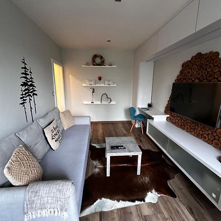 We Apartment - Close To The Center & City View, Self Check-In 24H 班斯卡-比斯特里察 外观 照片