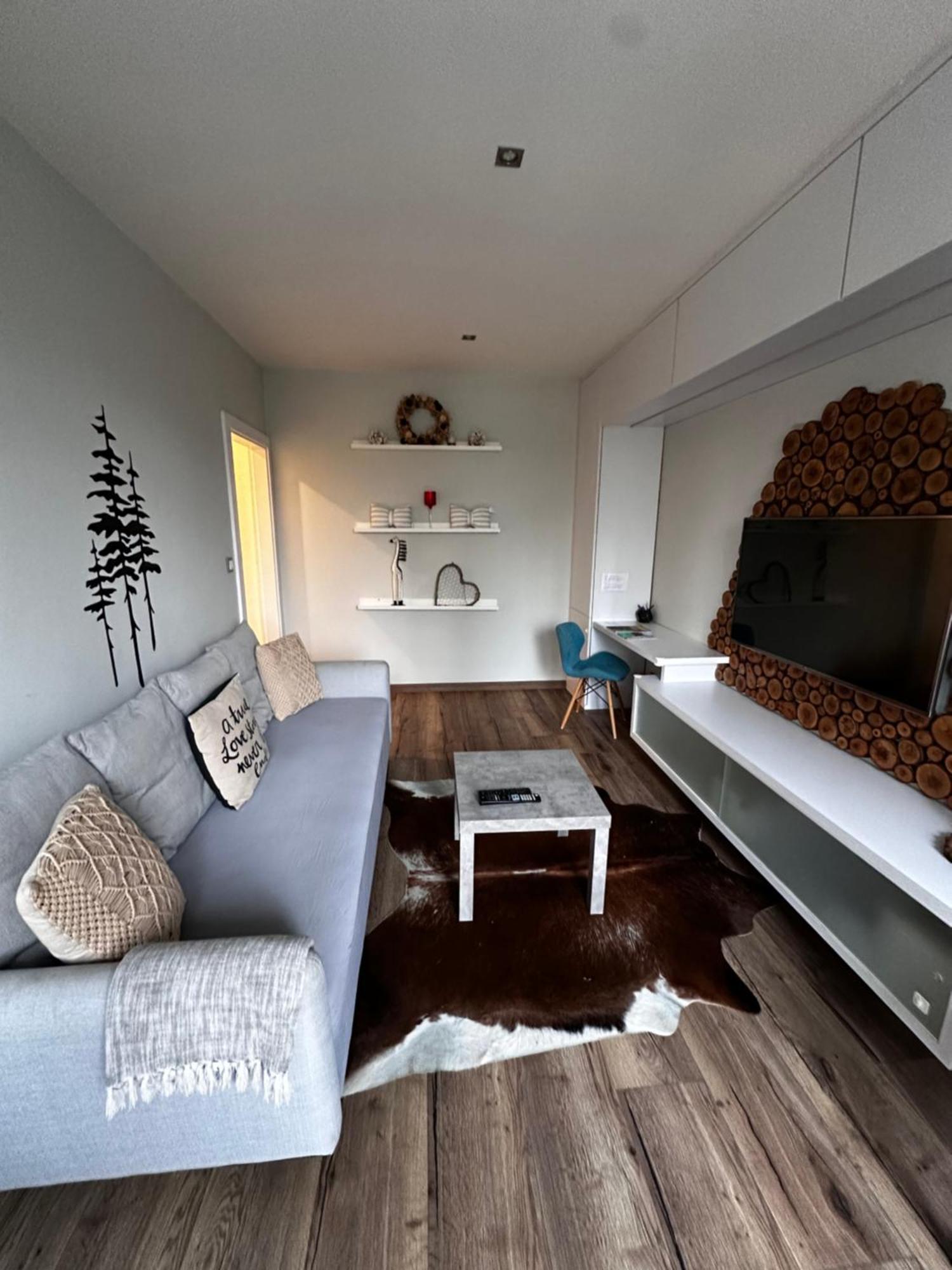 We Apartment - Close To The Center & City View, Self Check-In 24H 班斯卡-比斯特里察 外观 照片