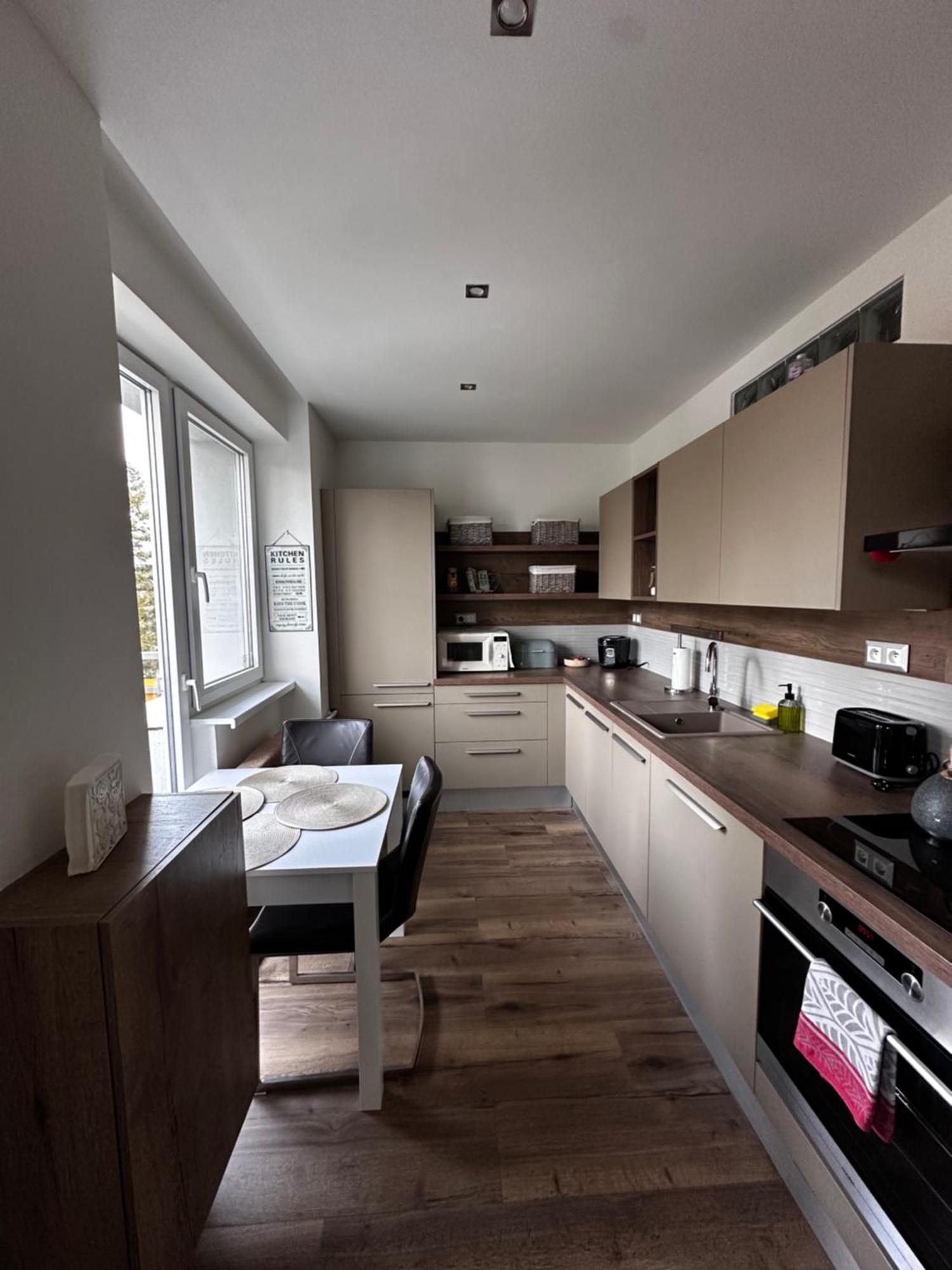 We Apartment - Close To The Center & City View, Self Check-In 24H 班斯卡-比斯特里察 外观 照片